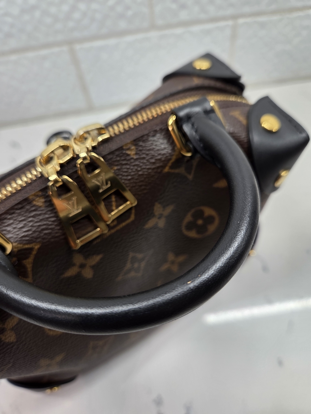Louis Vuitton Monogram Petite Malle Souple Crossbody Bag - Excellent - Picture 13 of 16